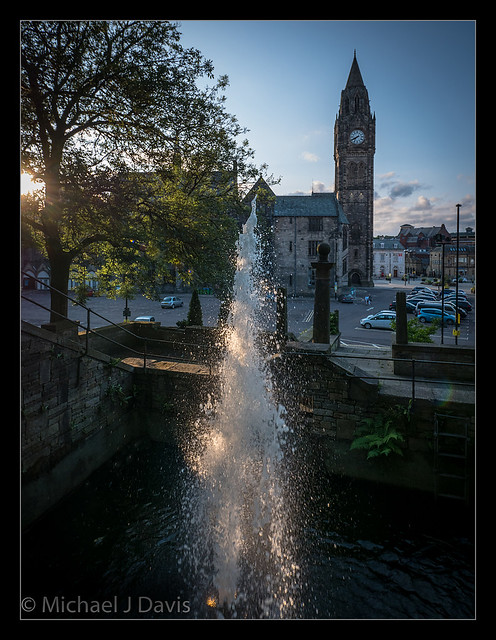 Town Hall & fountain