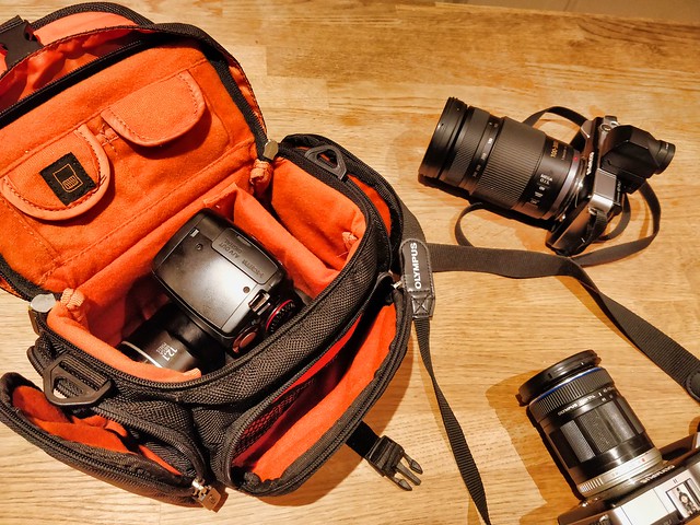 2019-08-10 ONEPLUS A5010 F1.7 4.1 mm : Camera, Camera Bag, My Home