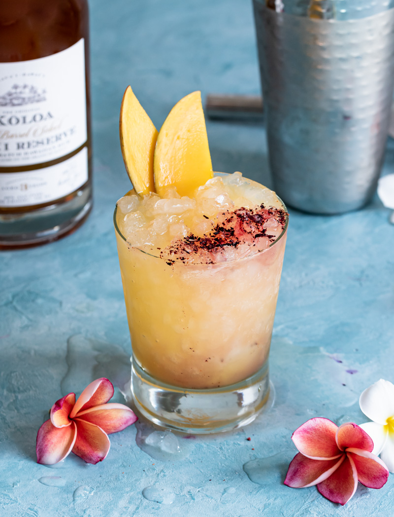 Spicy Mango Sake Rum Cocktail www.pineappleandcoconut.com