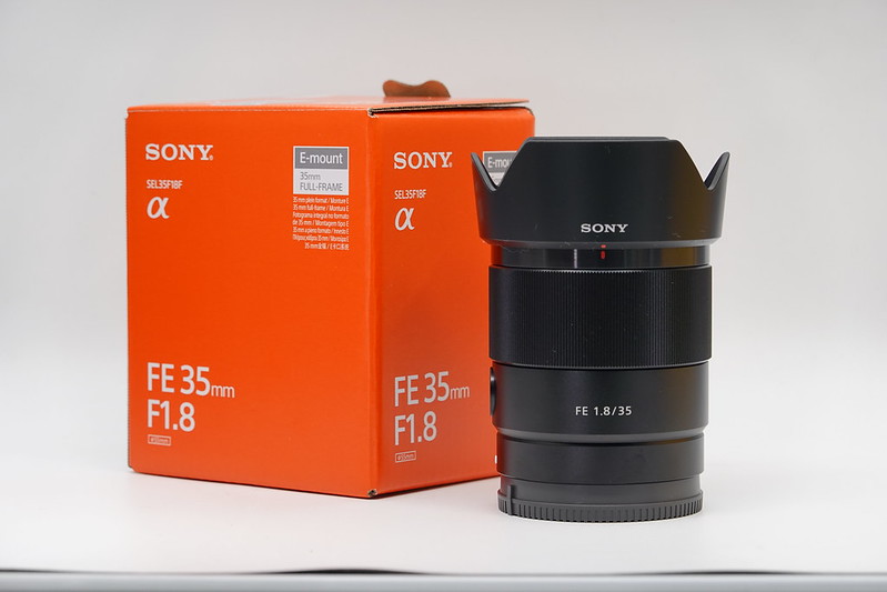 SONY FE35F1.8 (SEL35F18F) unbox