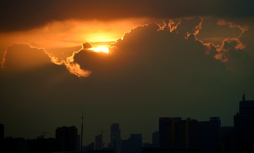 china shanghai jiading district anting town skyline clouds glow glowing red orange sunset sonnenuntergang wolken storm sturm 中国 上海 嘉定区 安亭镇 ©allrightsreserved