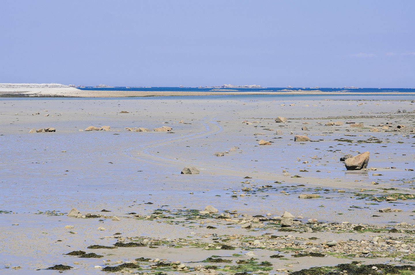 Le sillon de Talbert - randonnée à marée basse