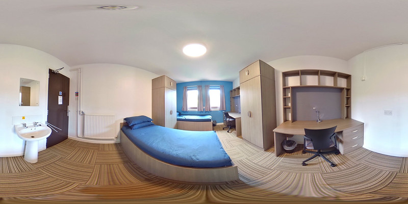 Cairncross House Twin Room (360°)