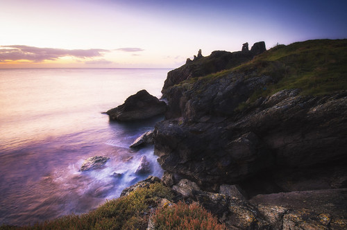 sea seascape wicklow blackcastle rocks ruins morning sunrise shore