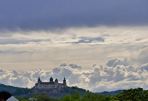 würzburg festung marienberg unterfranken franconia bavaria castle fortress clouds sky summer city