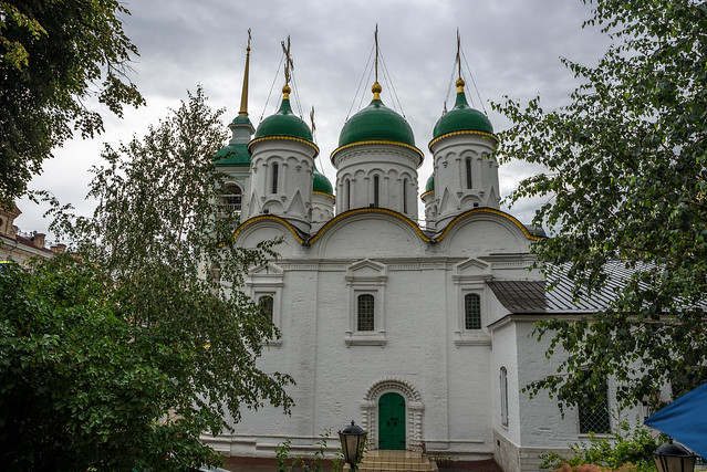 Holy Trinity Church in Listy (Moscow) / Церковь Троицы в Листах