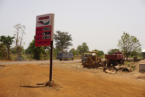 africa afrique ghana pancarte stationservice yendi