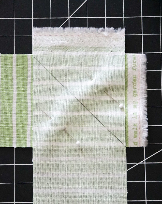 Free Quilt Binding Tutorial: Get expert tips on binding a quilt by hand or machine