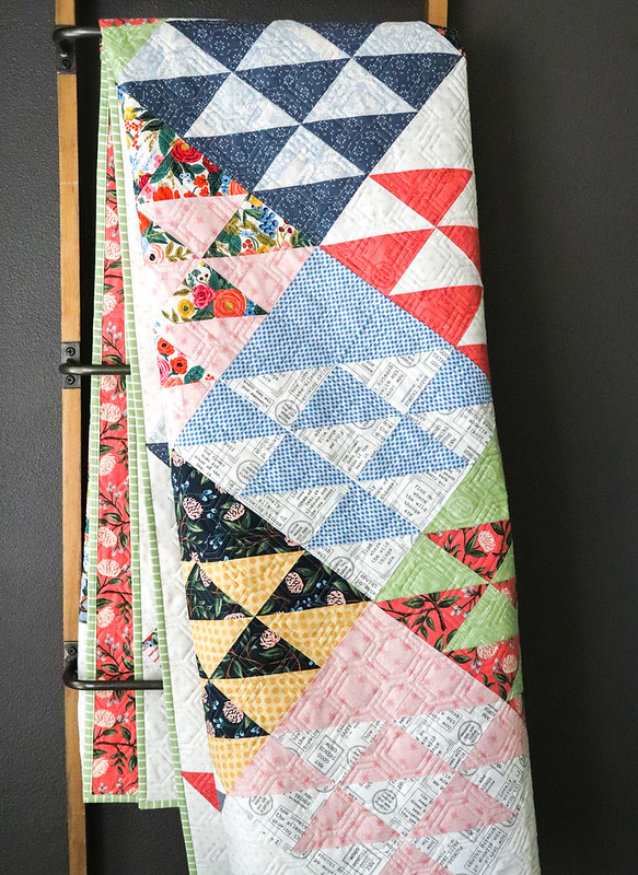 Free Quilt Binding Tutorial: Get expert tips on binding a quilt by hand or machine
