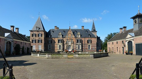 1490006 panasonicdmcfz150 kasteeltwickel delden overijssel nederland netherlands holland kasteel castle schloss twickel tragetocht