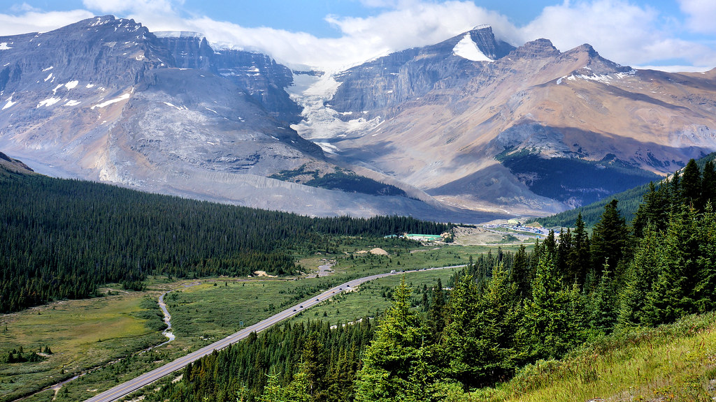 Icefields Parkway | First view of Dome Glacier above Icefiel… | Flickr