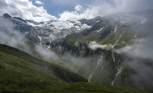 austria habachtal mountains cloudy hiking