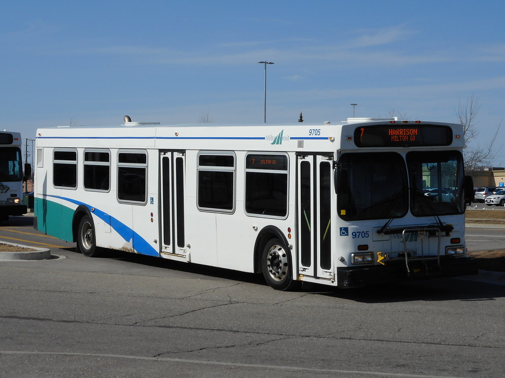 Milton Transit - 1995 New Flyer Industries D40LF #9705 | Flickr