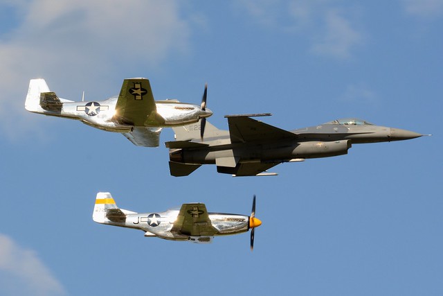 EAA2018Sat-0940a legacy flight - P-51 Mustangs 472339 NL51JC 473420 NL151AM and F-1600221