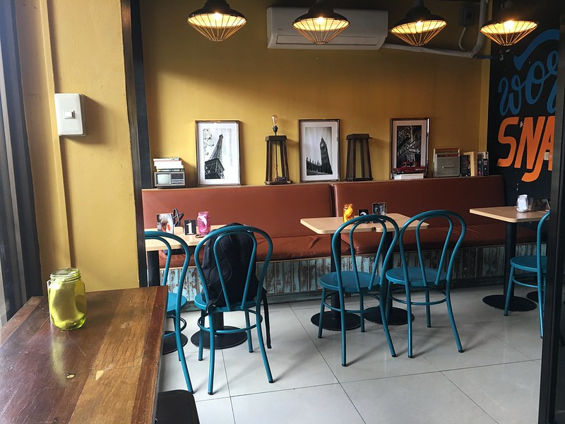 W Cafe, Cainta
