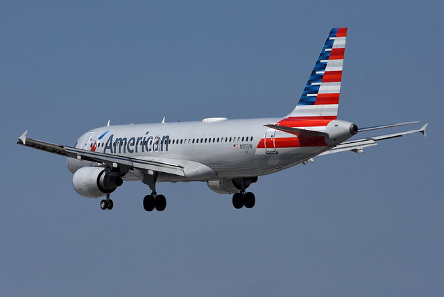 American Airlines (AA) - Airbus A320-200 - N105UW - Baltimore-Washington International Airport (BWI) - April 6, 2019 638 RT CRP