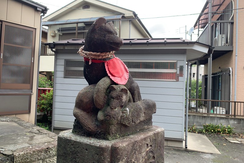 偽 東京いい道 千住いろは通り 墨堤通りを渡り元宿堰稲荷神社