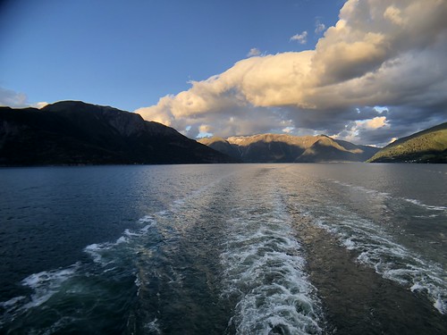 wake sunset fjord