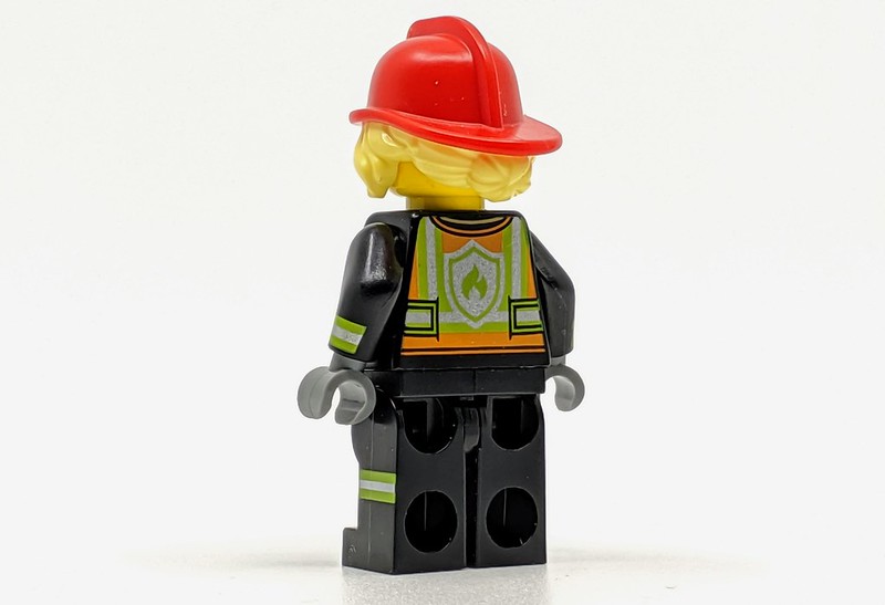 71025: LEGO Minifigures Series 2 Review