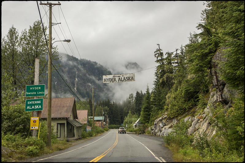 Road trip por el oeste de Canadá, pisando un par de veces Alaska - Blogs de Canada - 29/07/2019. Stewart. Fish Creek Wildlife Reservation Site. Salmon Glacier (2)
