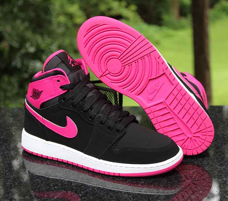 Nike Air Jordan 1 Retro High GS Size 5 