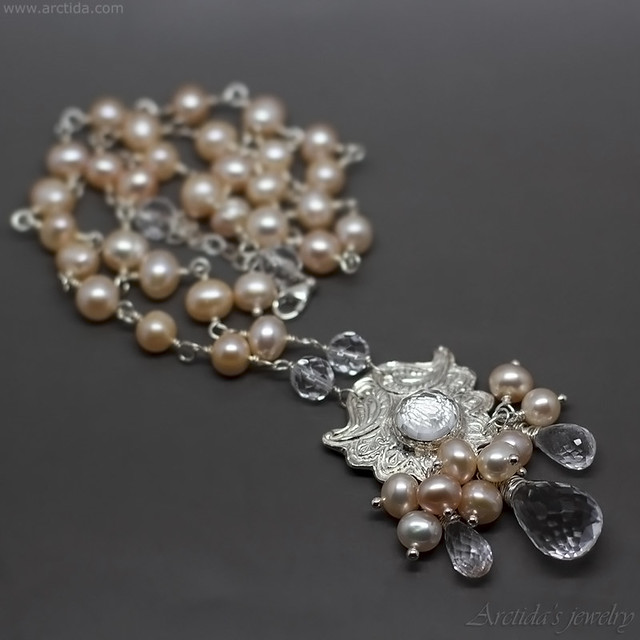 Lemai - Pearl bridal necklace Peach and Pink pearl necklace with Rock Crystal Clear Quartz