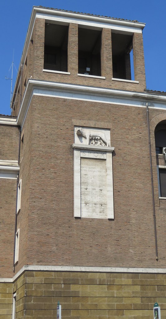 Anagrafe di Comune di Roma (Rome, Italy) | Registry Office o… | Flickr