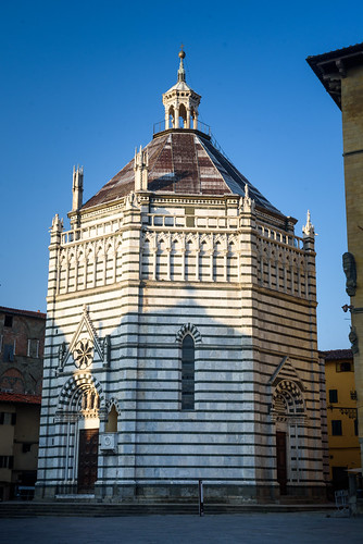Pistoia - Battistero di San Giovanni in Corte (1226)