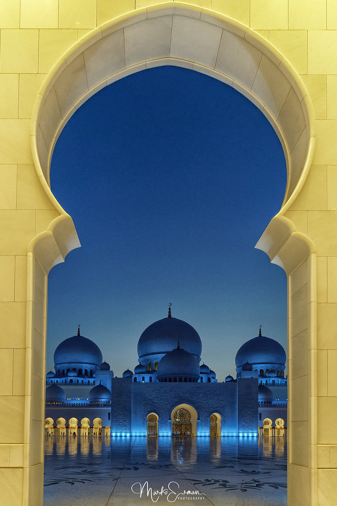 Sheikh Zayed Mosque domes