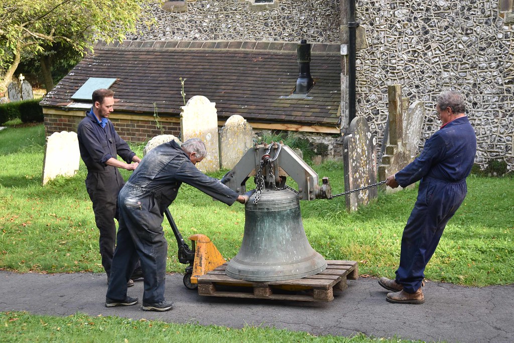 Church Bells Removal/Return 2019 | Flickr