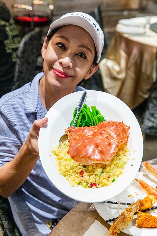 加拿大 安大略省多倫多美食 超人氣海鮮餐廳 魚樂軒 三四百人同時用餐 浮誇系霸氣避風塘龍蝦山 帝王蟹腳塔 小虎食夢網 台北捷運美食地圖