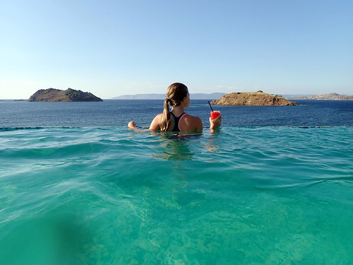 portrait anaxos greece lesvos hellas girl pool infinitypool water aegean view landscape