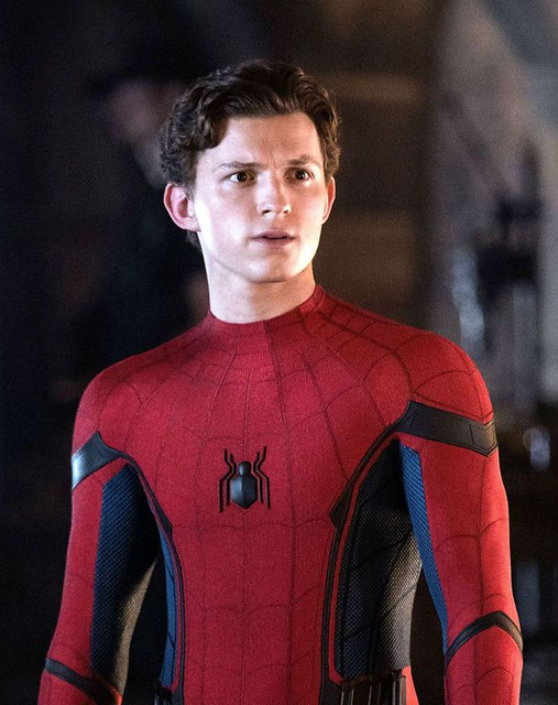 spider_man_far_from_home_peter_parker_1562394390.0