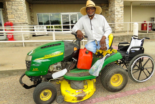 robertm handicapped lawnmower success mexia transportation attitude veteran usnavy nothandicapped man easttexas texas