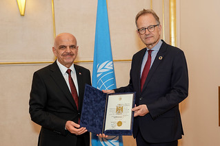 NEW PERMANENT REPRESENTATIVE OF IRAQ PRESENTS CREDENTIALS TO THE DIRECTOR-GENERAL OF THE UNITED NATIONS OFFICE AT GENEVA