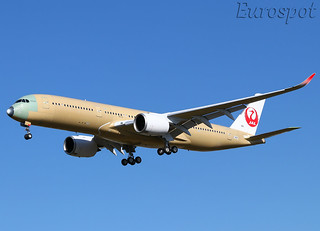 F-WZNP Airbus A350 Japan Airlines