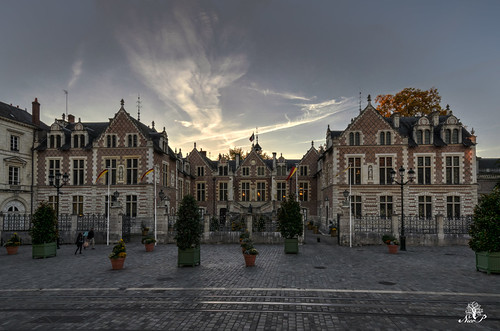 HotelGroslot@Orléans311016-0408_9 by NicoP.Photography, Au fil de la Loire (Orléans - Loiret -  Centre-Val de Loire - France) #18

Hôtel Groslot (XVIe siècl