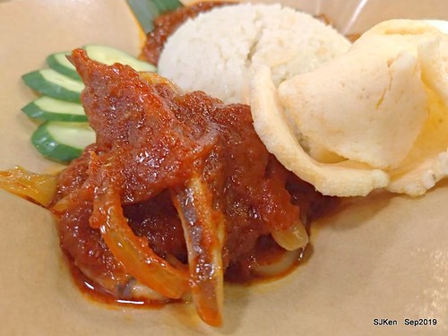 Ｍalaysia traditional dishes --- Nasi Lemak，Coconut rice with spicy squid,cucumber, boiled egg & onion , Mr.cheekopitiam, Food court at Eslite bookstore Department store, Taipei, Taiwan, SJKen, Sep 7, 2019