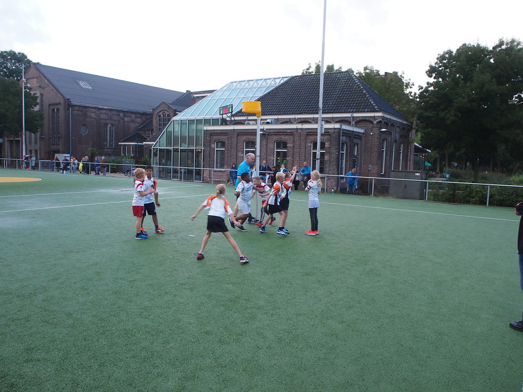 e2 thuis tegen dkv 190907 (1)