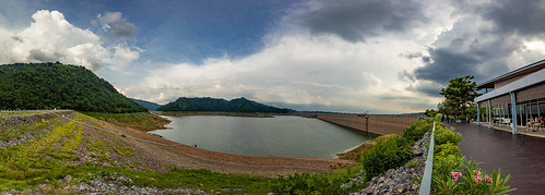 nakhonnayok thailand khundanprakarnchondam reservoir