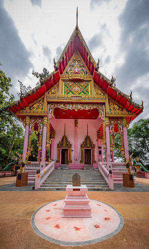 nakhonnayok thailand watkhaodurian pinktemple
