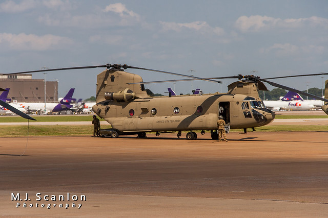07-08735 US Army National Guard | Boeing CH-47F Chinook | Memphis International Airport