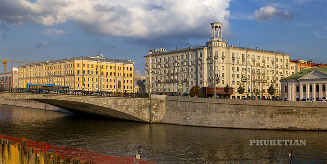 Bolshoi Kamenny Most - Yakimanskaya Nab - s