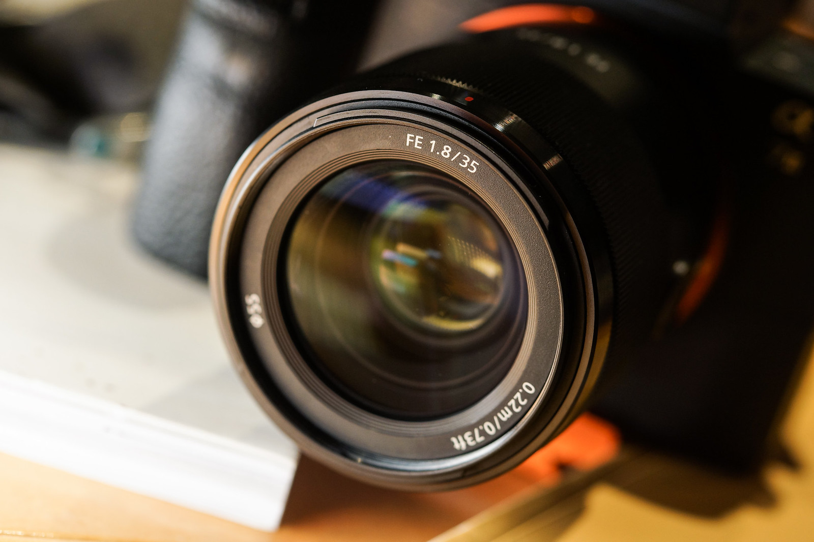 カメラ レンズ(単焦点) SONY 鏡頭評測｜SONY FE 35mm f1.8 / SEL 35F18F，輕巧畫質佳、滿足 