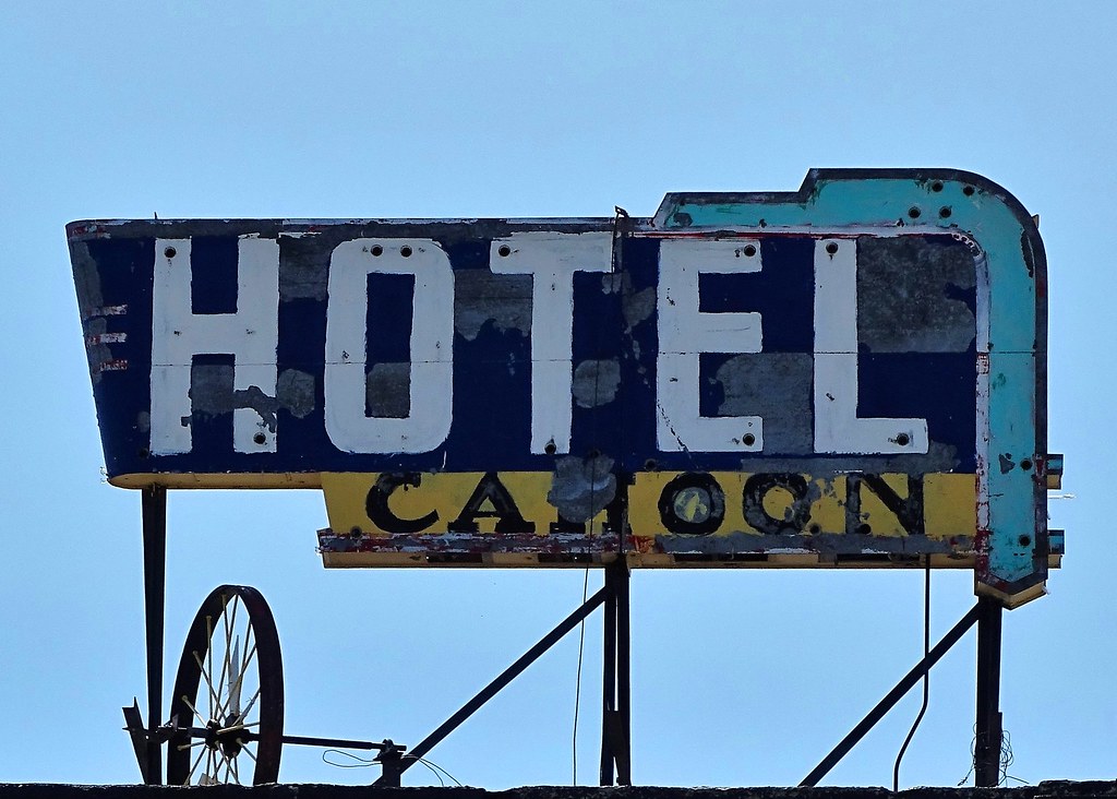 AB, Cardston-AB 2 Hotel Cahoon Scaffold Sign | Our last phot… | Flickr