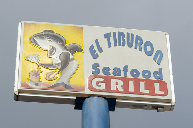 El Tiburon Seafood Grill
