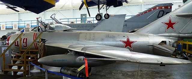 MiG-17 Fresco 18