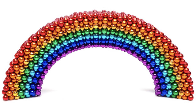 A Rainbow Made From 1026pcs 5mm Magnetic Balls