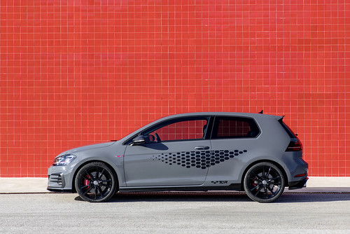 Volkswagen Golf GTI TCR, o “mini-canhão”