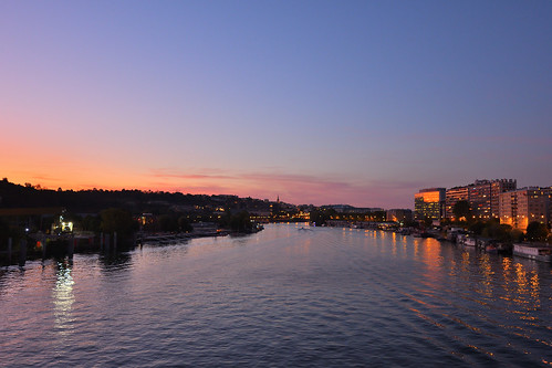 sunset dusk boulognebillancourt sevres saintcloud seine colorful colors sky river city urban nikond7500 tokina1120mmf28